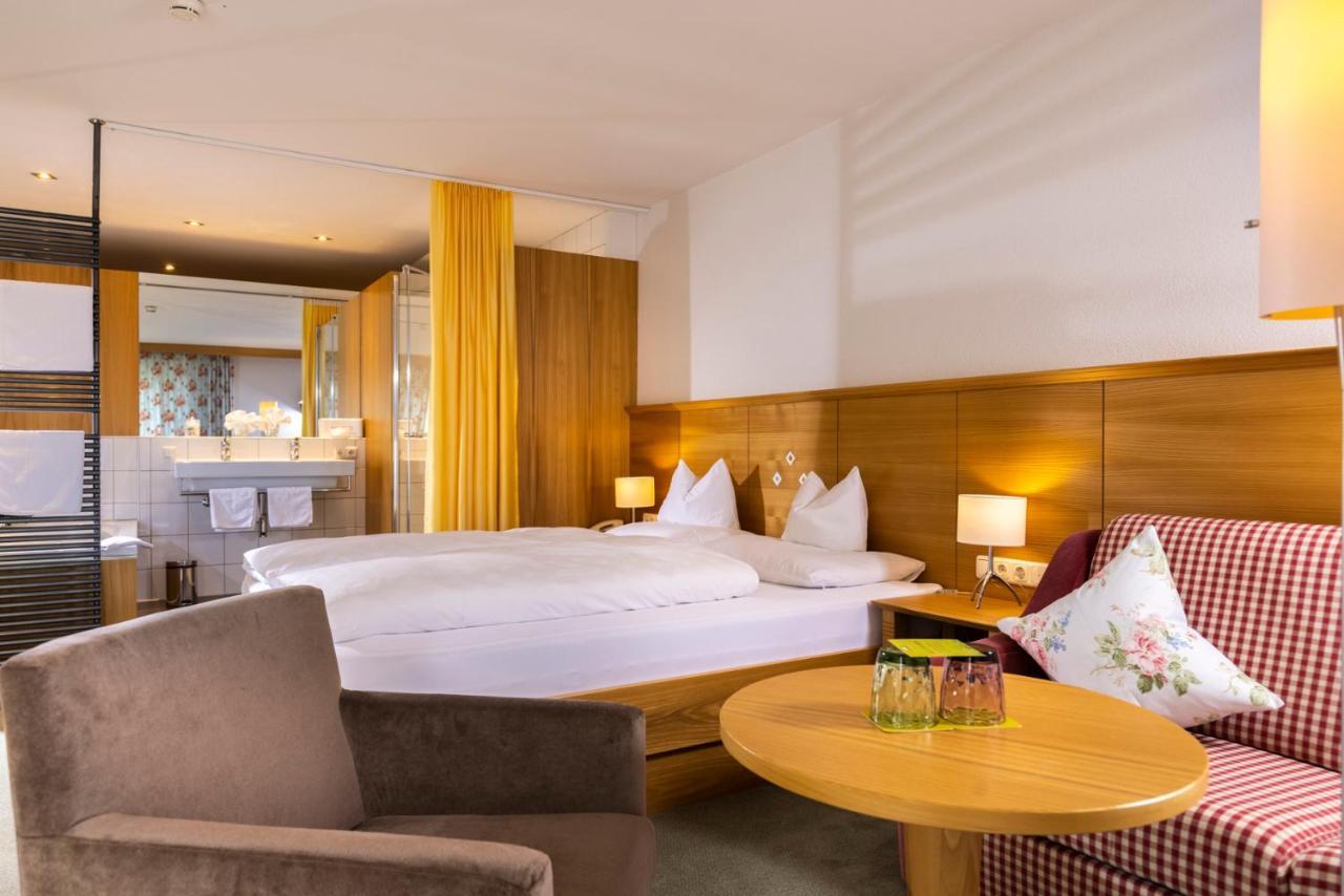 Hotel Walserberg Warth  Екстериор снимка