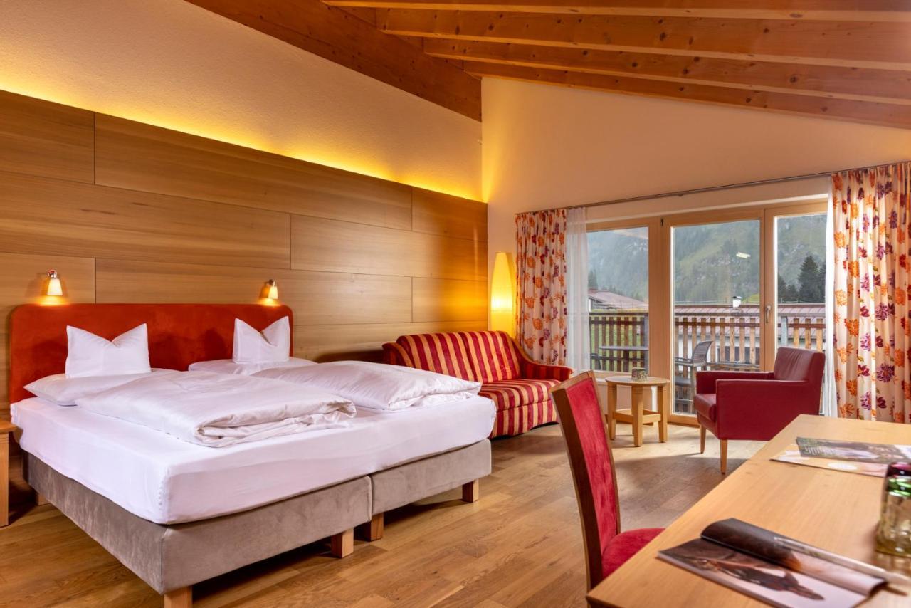 Hotel Walserberg Warth  Стая снимка