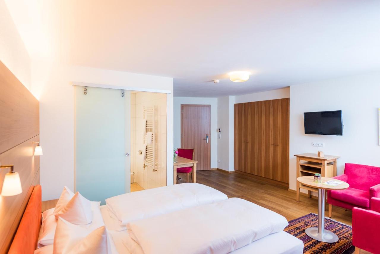 Hotel Walserberg Warth  Екстериор снимка